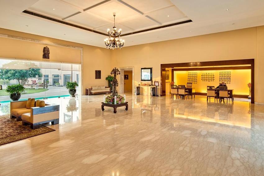 เดอะ ลลิต แทรเวลเลอร์ ขชุรโห Hotel ขชุราโห ภายนอก รูปภาพ