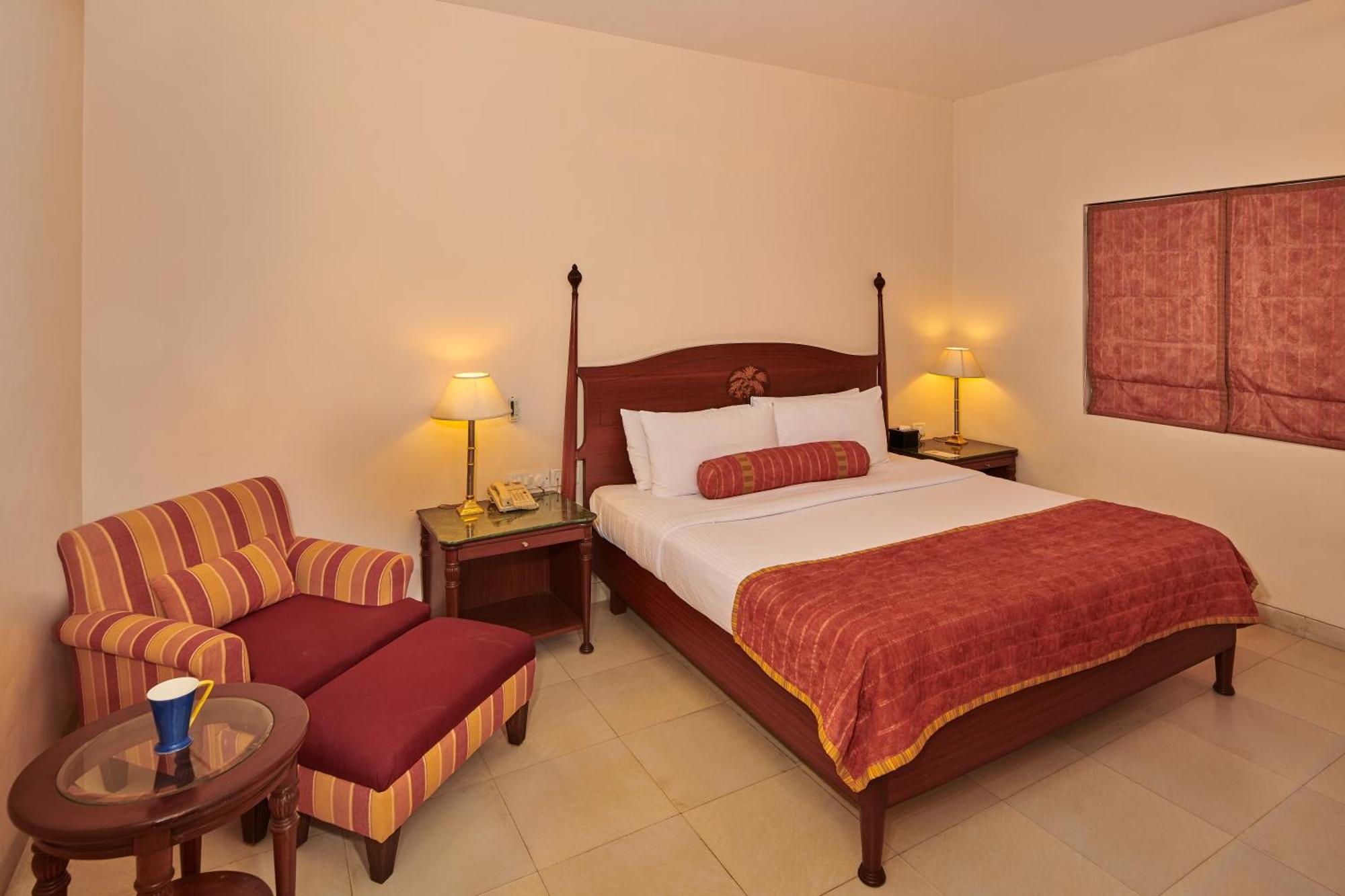เดอะ ลลิต แทรเวลเลอร์ ขชุรโห Hotel ขชุราโห ภายนอก รูปภาพ