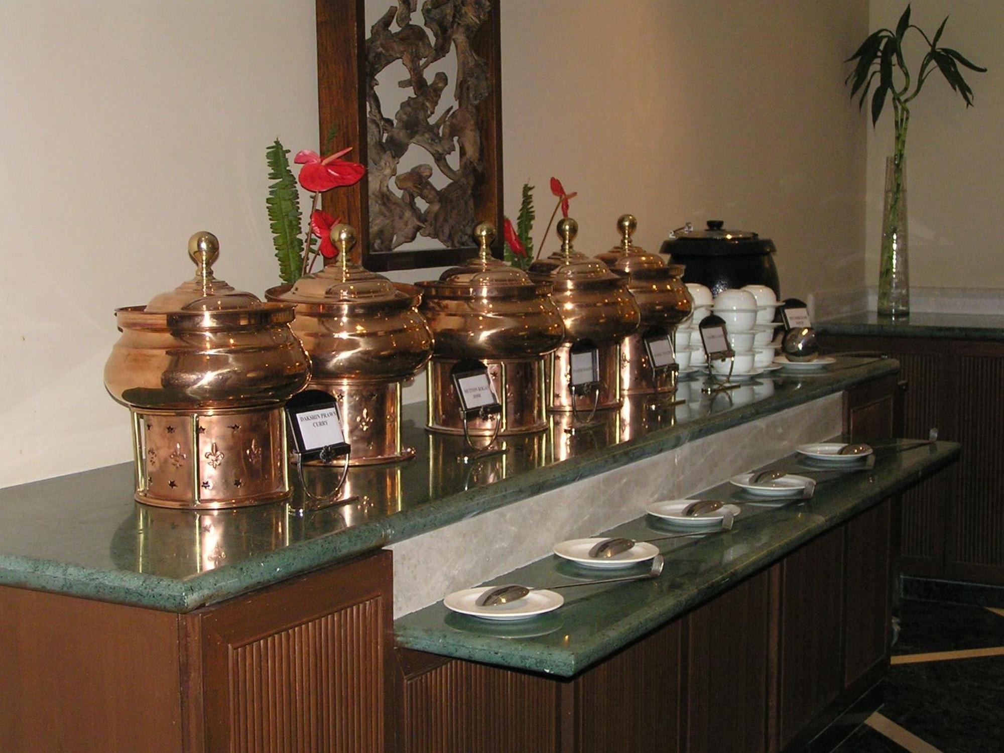 เดอะ ลลิต แทรเวลเลอร์ ขชุรโห Hotel ขชุราโห ภายนอก รูปภาพ
